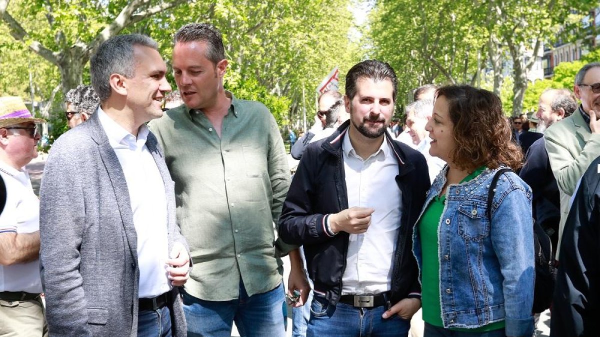 Javier Izquierdo, Pedro González, Luis Tudanca e Iratxe García.-J.M. LOSTAU