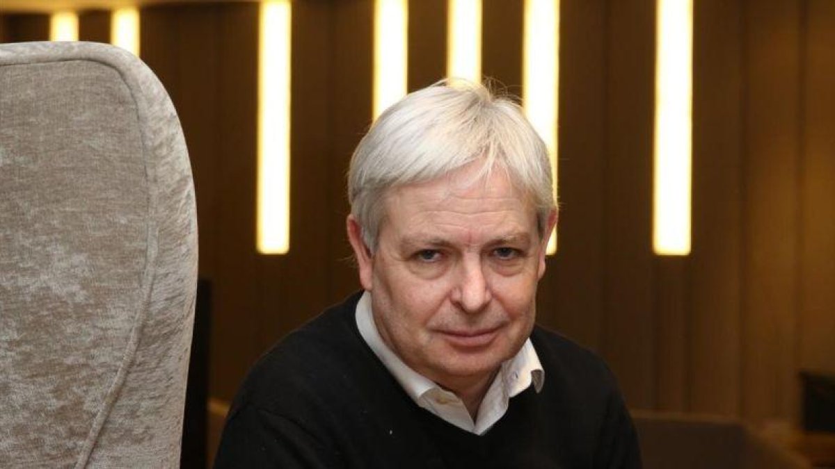 Jonathan Coe, en un céntrico hotel barcelonés.-ELISENDA PONS