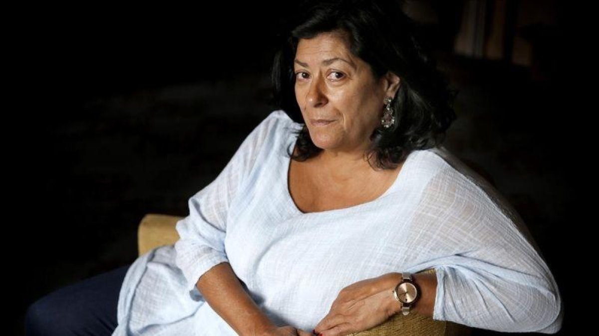 La escritora Almudena Grandes.-JOSÉ LUIS ROCA