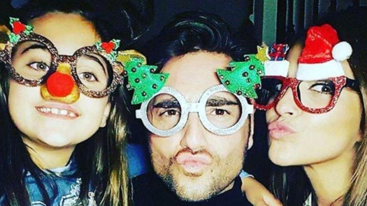 David Bustamante y Paula Echevarría felicitan la Navidad con su hija.-INSTAGRAM