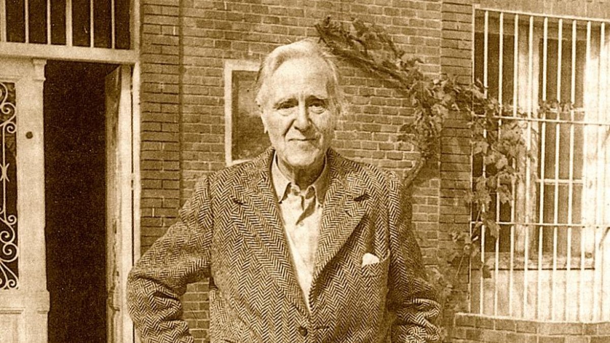 Francisco Pino saliendo de su casa.-EL MUNDO