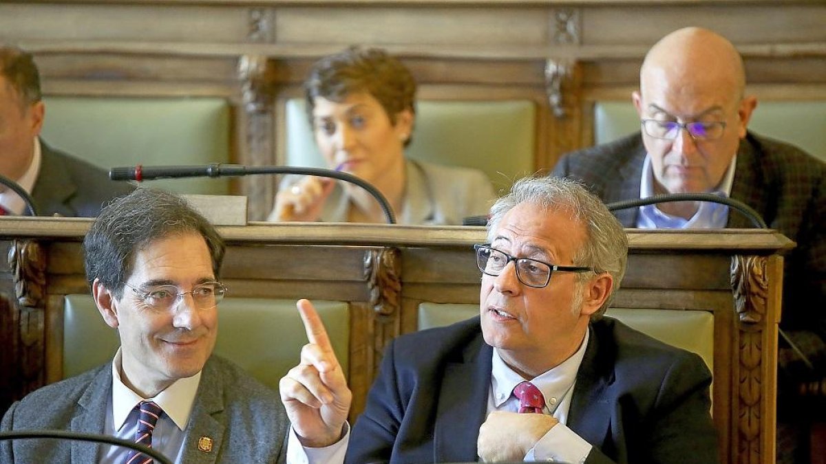 Martínez Bermejo, en la bancada ‘popular’ durante un Pleno del Ayuntamiento.-ICAL