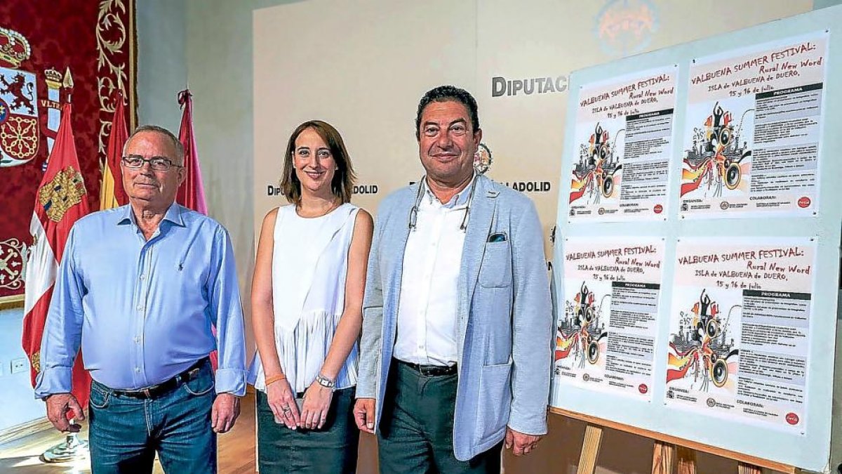 José Augusto Rodríguez, Pilar Vicente y Alberto Collantes ayer, durante la presentación en la Diputación.-E.M.