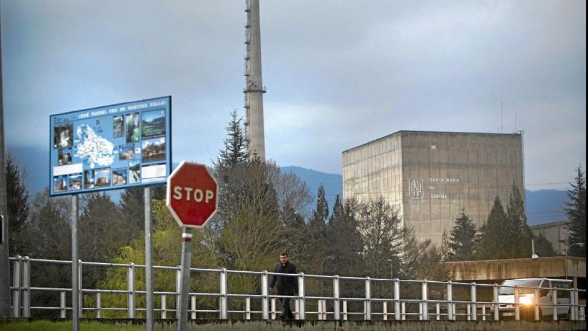 Imagen de la central nuclear de Santa María de Garoña en Burgos.-ISRAEL L. MURILLO
