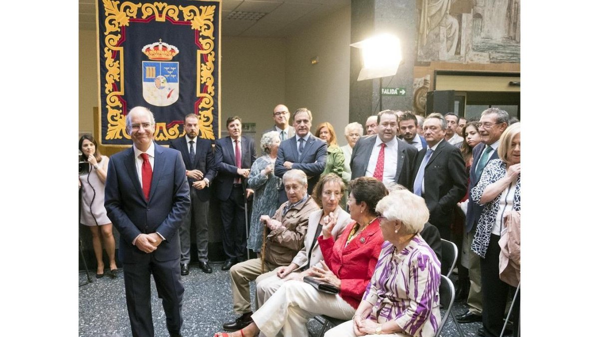 El presidente de la Diputación de Salamanca, Javier Iglesias, preside los actos por el Día de la Provincia.-ICAL