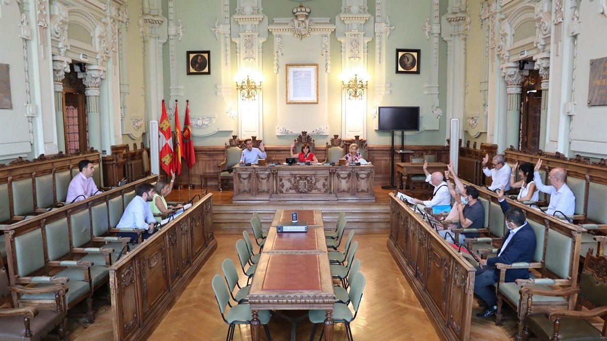 Una momento de la reunión del Consejo de Administración de Nevasa - E.P