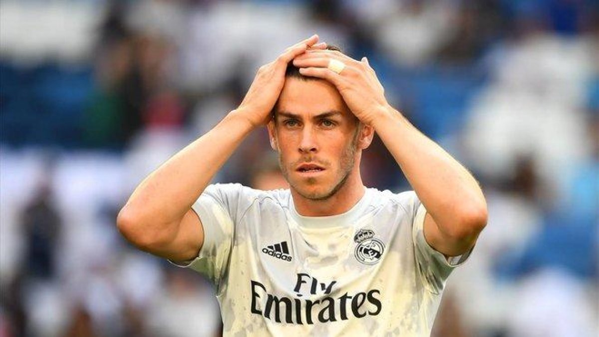 Bale se lamenta de una ocasión fallada ante el Valladolid.-GABRIEL BOUYS/ AFP