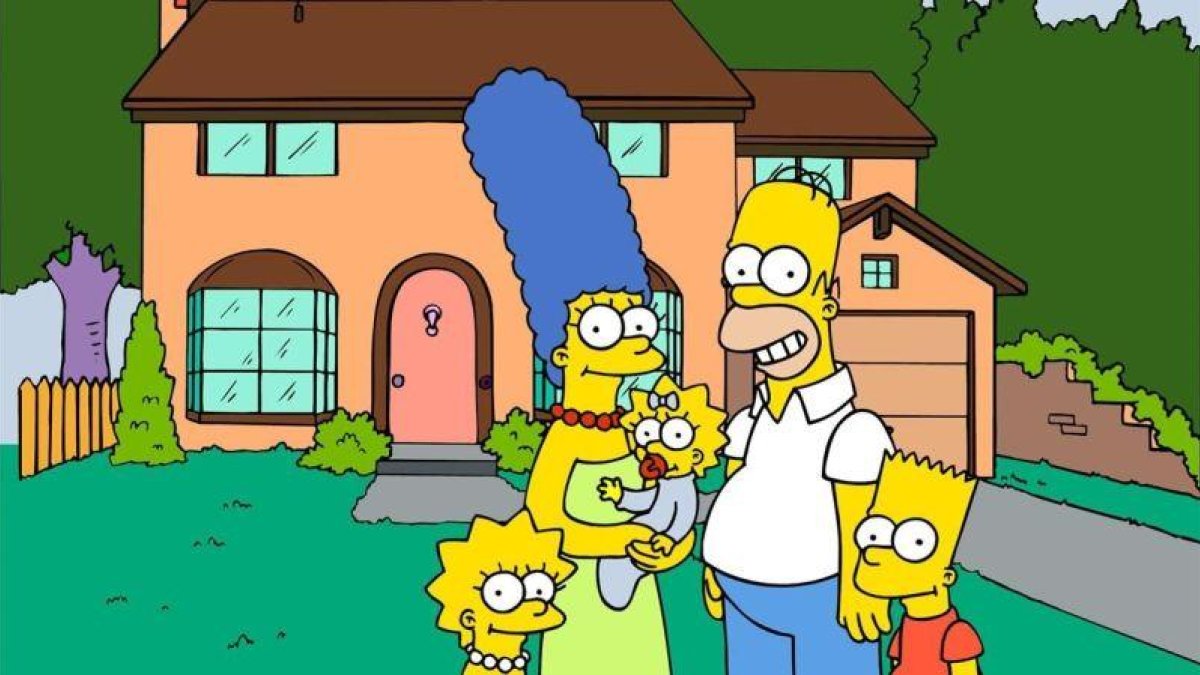 Los protagonistas de la serie de dibujos animados Los Simpson frente a su casa.-AP