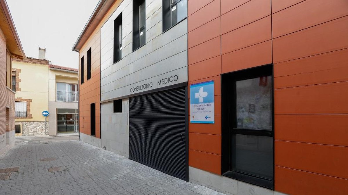 El centro de Salud de Mojados (Valladolid), que abrió sus puertas en octubre del año pasado.-J.M. LOSTAU
