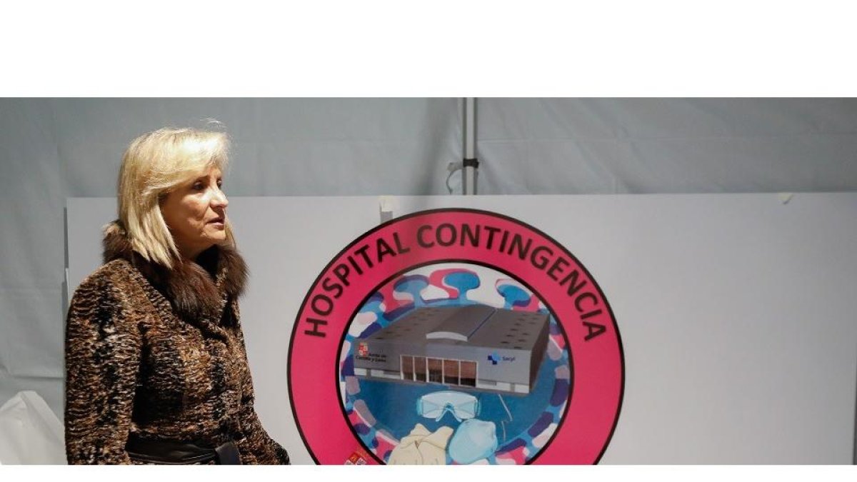 JUAN MIGUEL LOSTAU. 31/03//2020. VALLADOLID. COMUNIDAD DE CASTILLA Y LEÓN. CORONAVIRUS. MARTES 31 LA CONSEJERA DE SANIDAD VISITA EL HOSPITAL DE CAMPAÑA EN LA FERIA DE MUESTRAS.