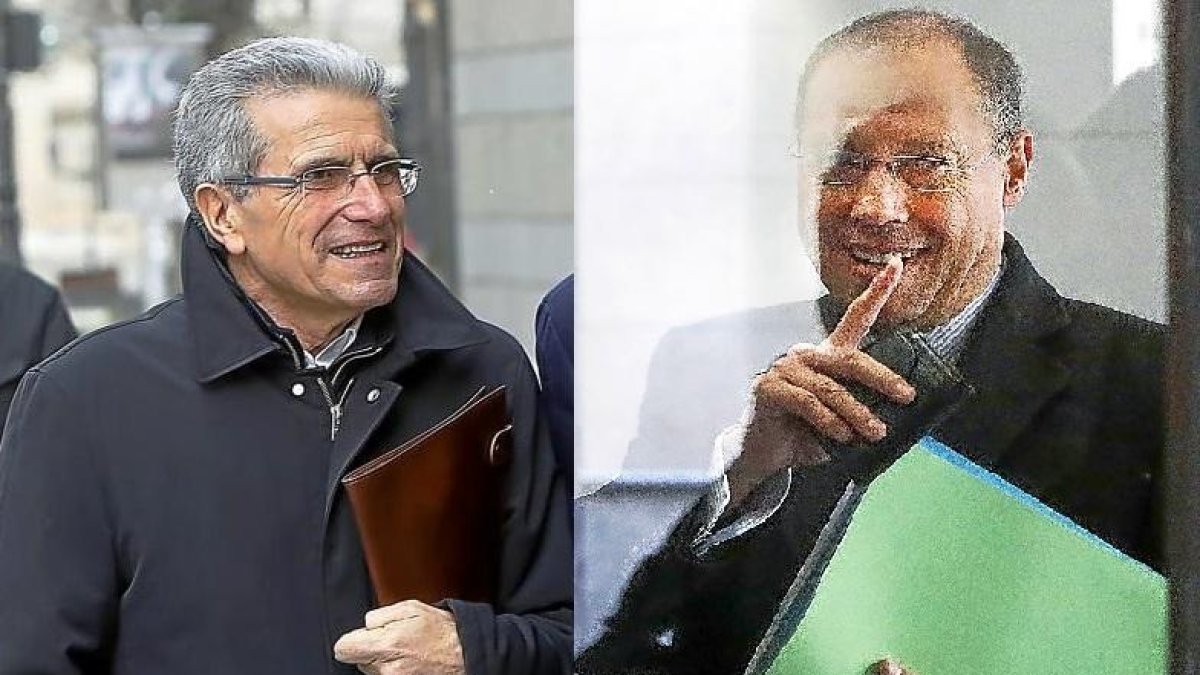 Manuel Sánchez, a su llegada al Juzgado y el concejal del PP Alfredo Blanco.-J.M.LOSTAU