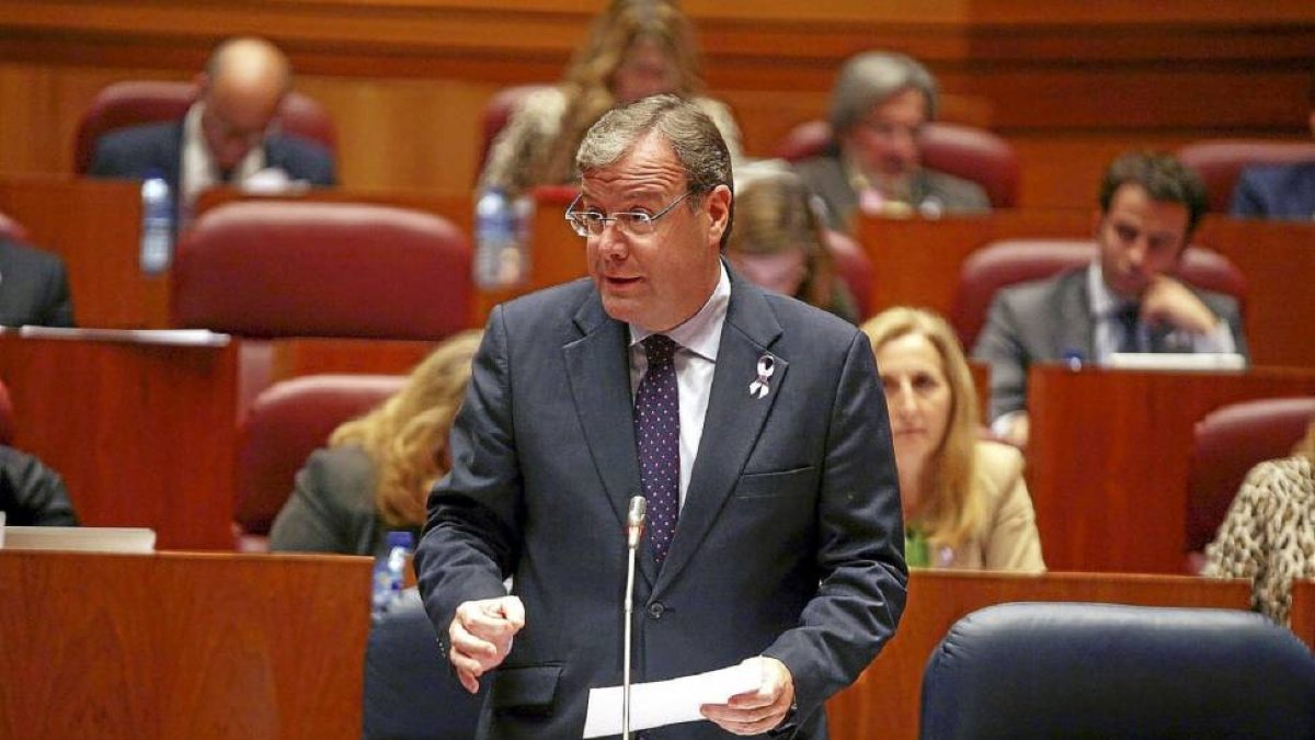 El consejero Antonio Silván, en una intervención ante el Pleno-Ical