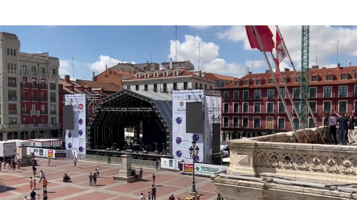 Prueba de sonido de los conciertos de la Plaza Mayor. Twitter: @oscar_puente_