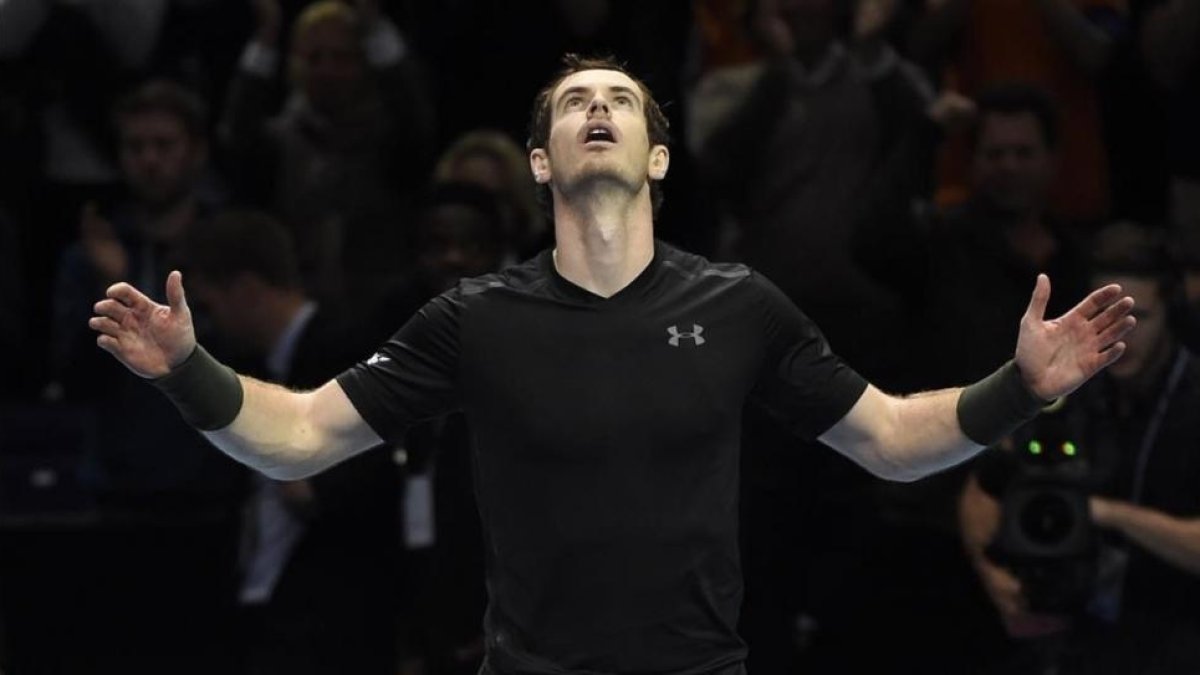 Murray celebra su clasificación para la final tras imponerse a Raonic.-TONY O'BRIEN / REUTERS