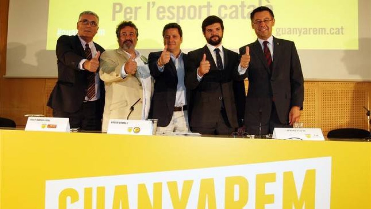 Collet, Domingo, Vinyals, Esteva y Bartomeu, en la presentación de la campaña Guanyarem.-Foto: IGNASI PAREDES