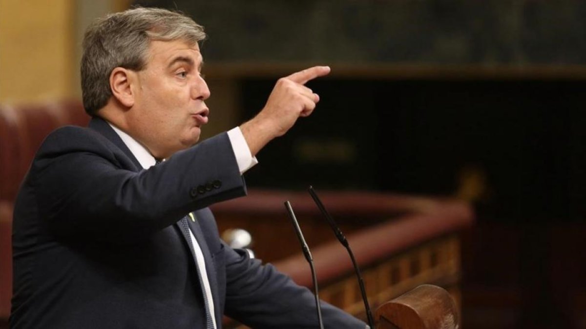 Jordi Xuclà interviene en el Congreso.-JUAN MANUEL PRATS