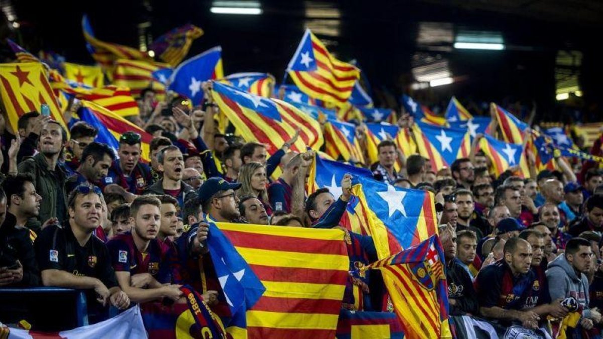 Una imagen de la final del 2016 en el Calderón entre el Barça y el Sevilla-JORDI COTRINA