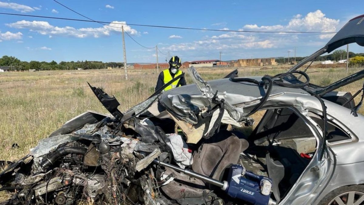 Imagen del accidente publicada por los bomberos de la Diputación de Valladolid.