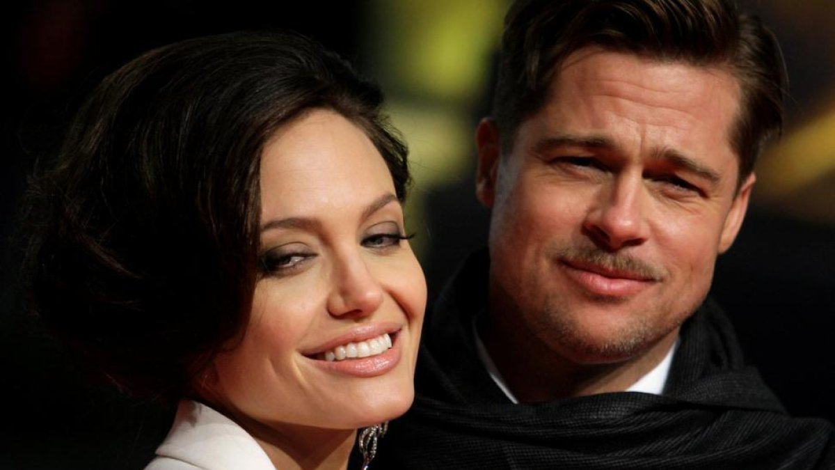 Angelina Jolie y Brad Pitt, en una gala en Berlín, en el 2009.-REUTERS