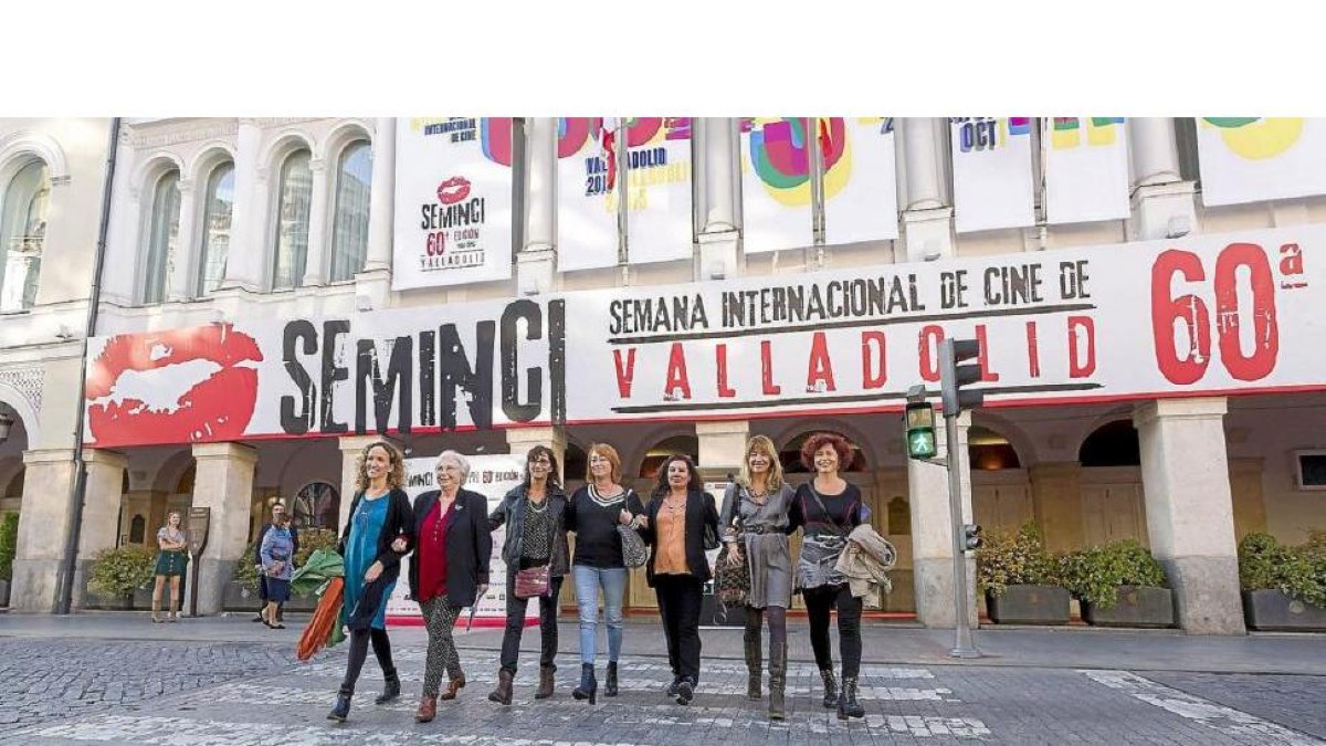 Daniela Fejerman, Josefina Molina, Silvia Munt, Gracia Querejeta, Chus Gutiérrez, Inés París e Icíar Bollaín.-Pablo Requejo