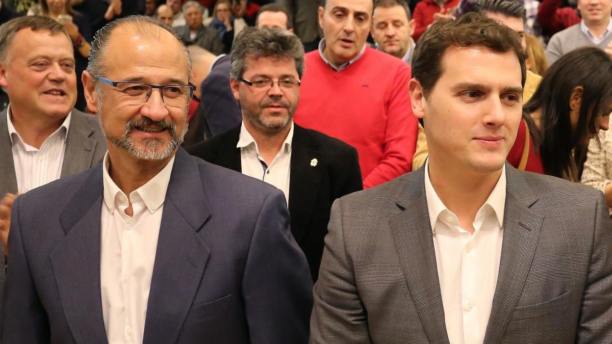 Luis Fuente y Albert Rivera, en una imagen de archivo.-ICAL
