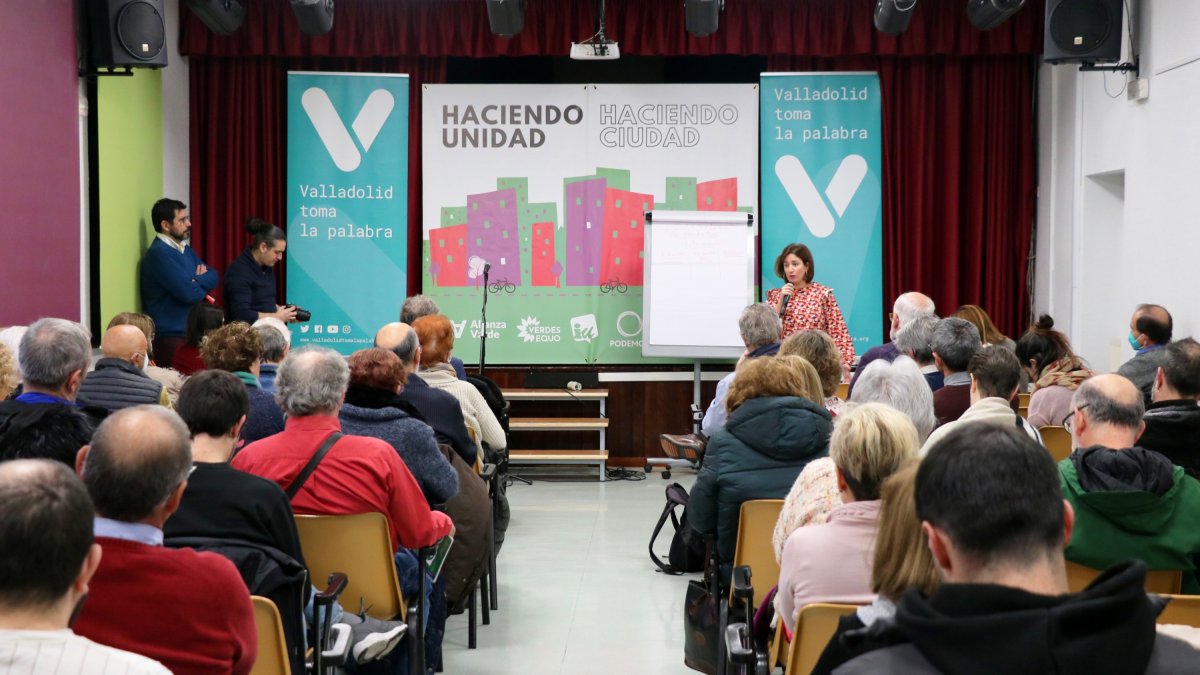 Intervención de María Sánchez en la asamblea de Valladolid Toma La Palabra.-ICAL.