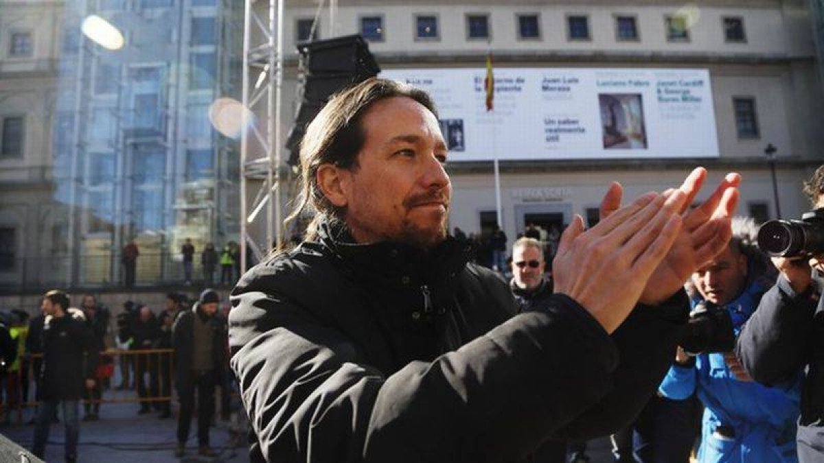 Pablo Iglesias en pleno mitin en Madrid.-Foto: AGUSTÍN CATALAN