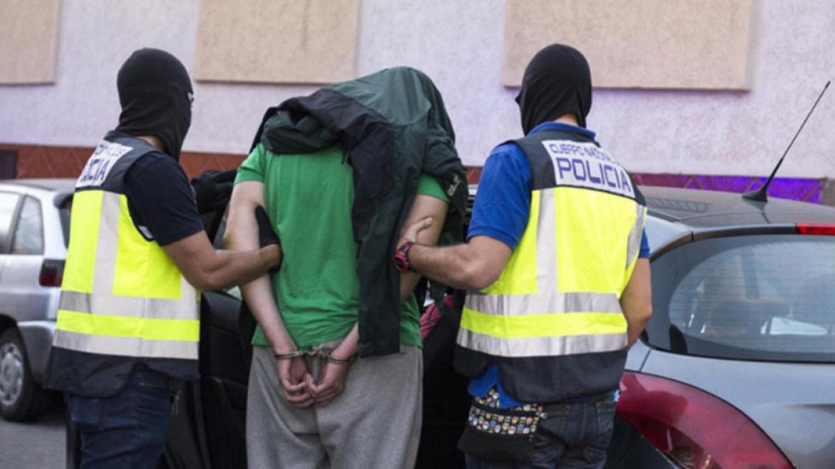 Operación antiyihadista en Melilla, el pasado septiembre.-EFE / BLASCO DE AVELLANEDA