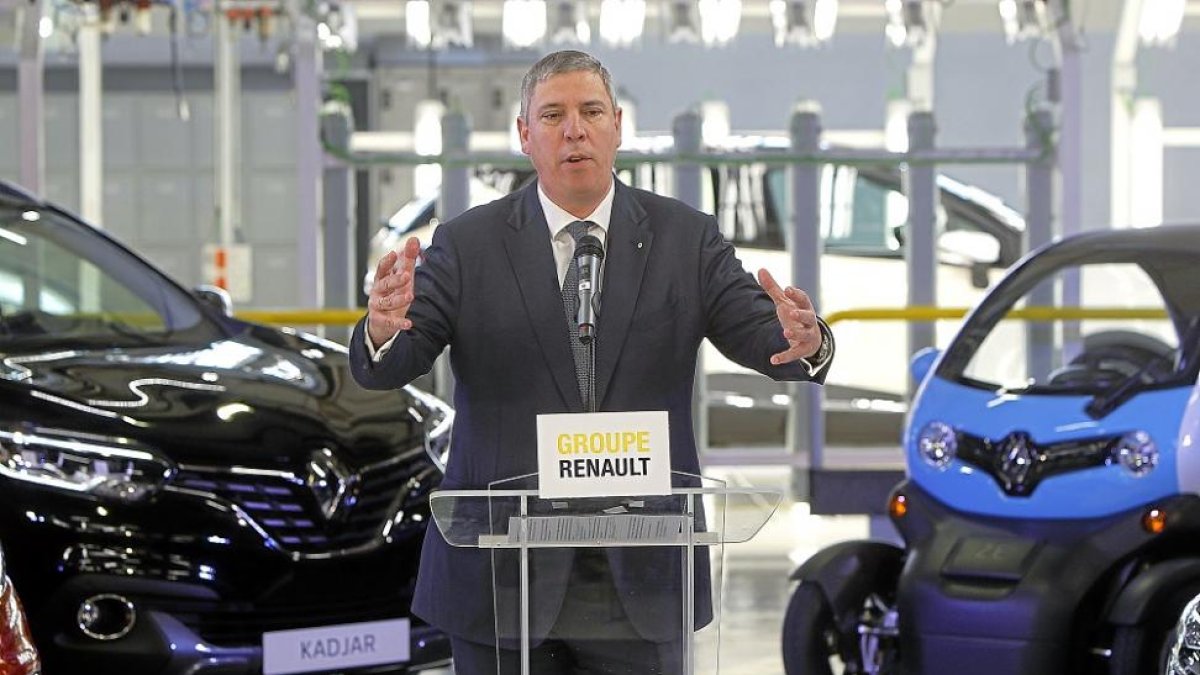 El presidente de Renault en España, José Vicente de los Mozos, en la presentación del Plan Industrial.-J.M. LOSTAU