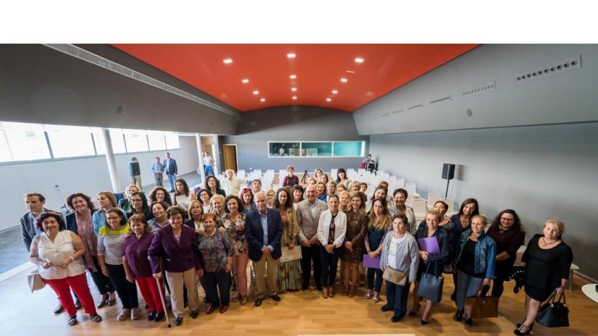 Jesús Julio Carnero, clausura los actos conmemorativos del Día Internacional de la Mujer Rural.-ICAL