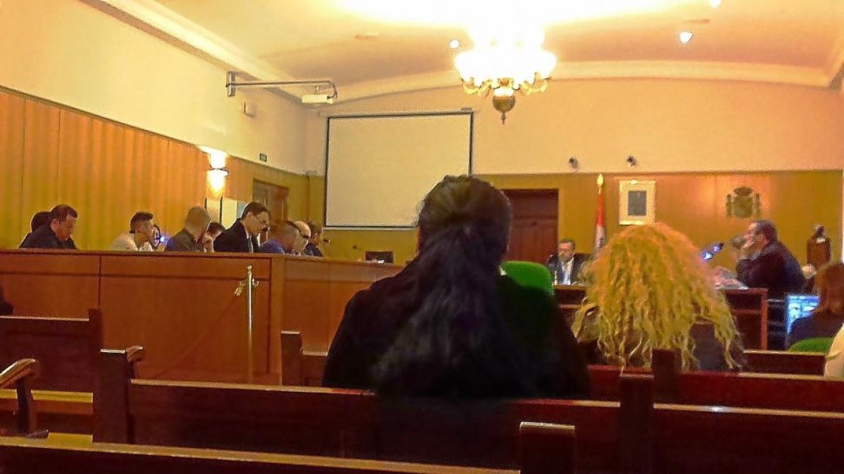 Juicio contra la supuesta trama de extorsión, ayer, en la Audiencia-EL MUNDO