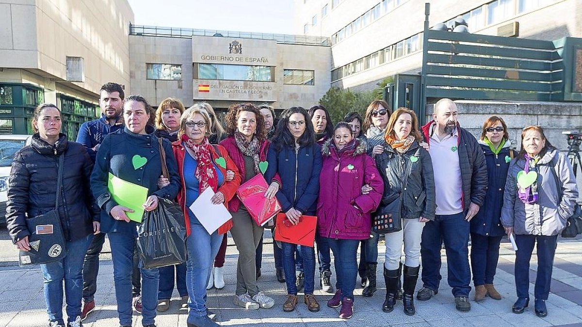Miembros de la Asociación de Ayuda a la Dependencia y Enfermedades raras.-ICAL