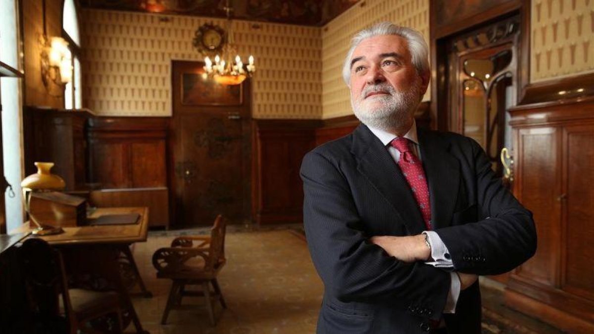 El actual director de la RAE, Darío Villanueva, durante una visita a Barcelona.-RICARD CUGAT