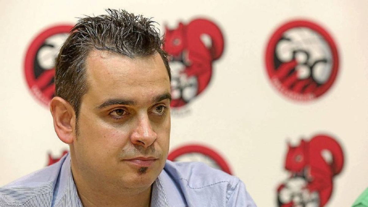 El técnico vallisoletano Iñaki Martín, durante su presentación.-P. Requejo