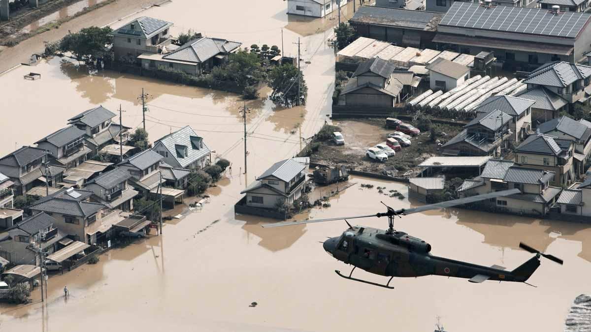 Las lluvias torrenciales dejan más de 100 muertos en Japón.-/ KYODO (REUTERS)