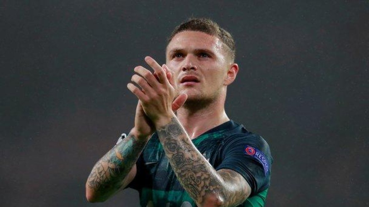 Kieran Trippier durante un partido con el Tottenham.-X03808
