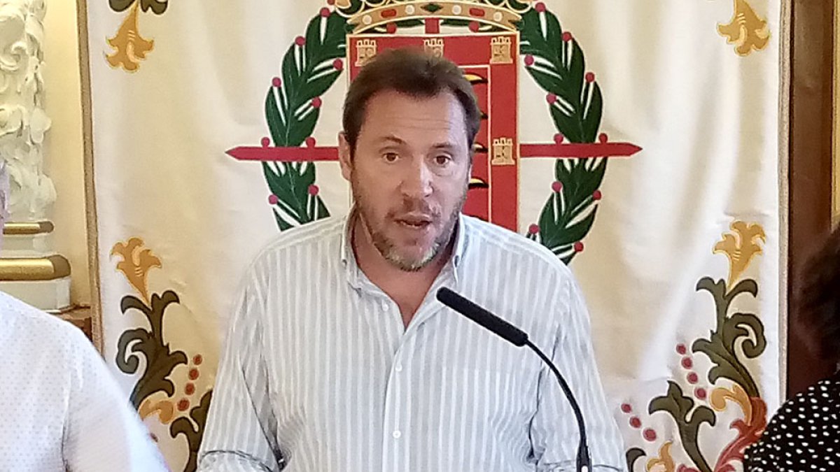 Óscar Puente este martes, en rueda de prensa. SGC