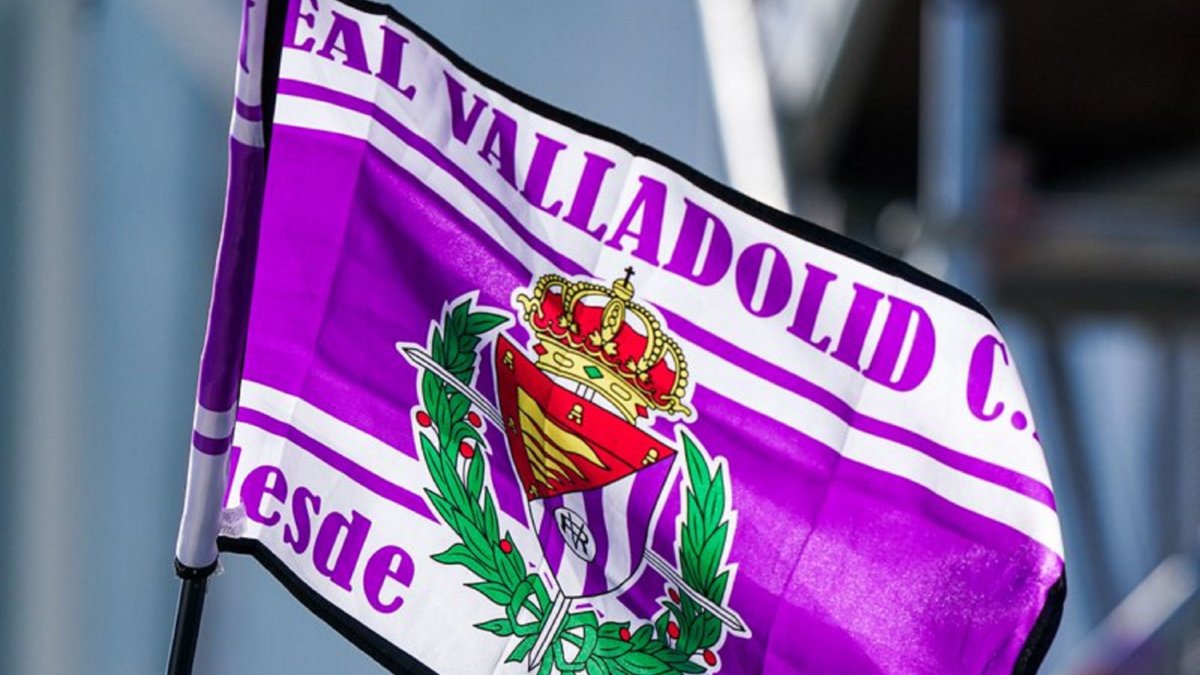 Escudo-y-bandera-Real-Valladolid.