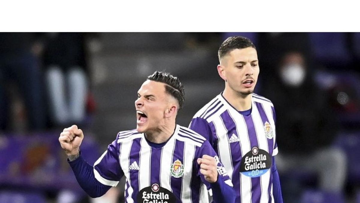 Roque Mesa celebra el gol de la victoria. / LALIGA
