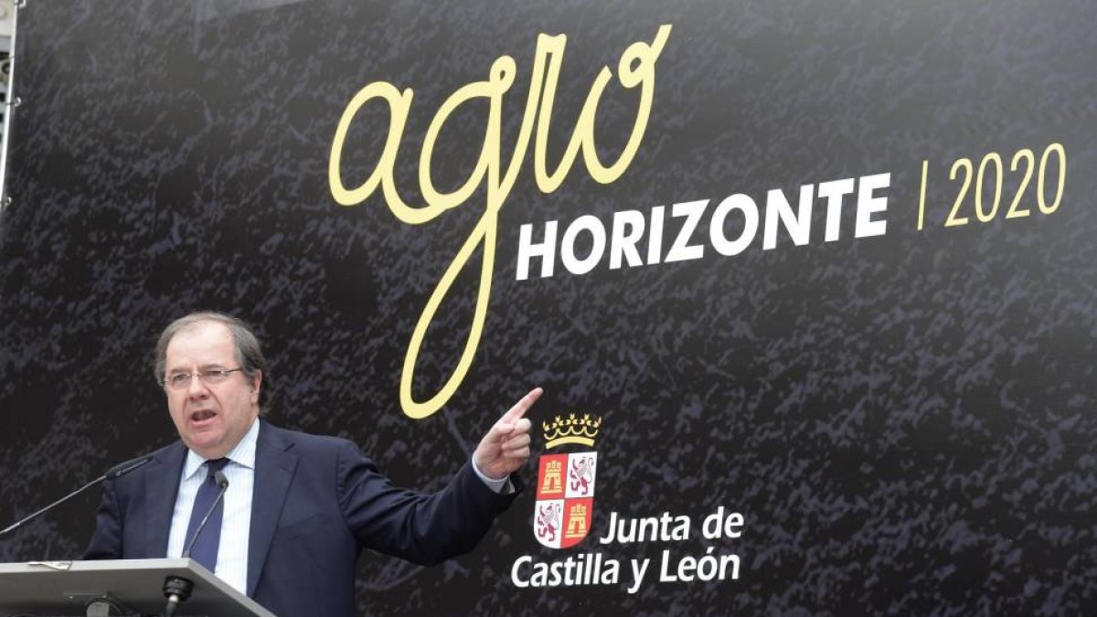 El presidente de la Junta de Castilla y León, Juan Vicente Herrera, clausura la jornada de presentación del proyecto Agrohorizonte 2020-Ical