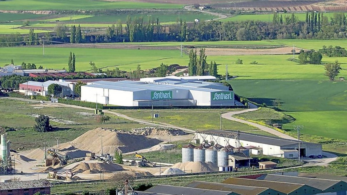 Instalaciones de Santiveri en Peñafiel, donde ocupan en la actualidad 18.000 metros cuadrados.-EL MUNDO