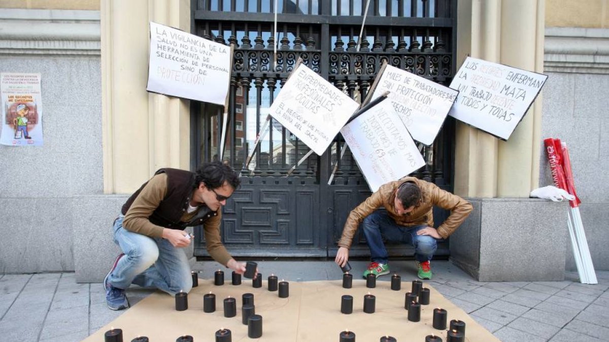 CCOO y UGT celebran el Día de la Salud Laboral en la calle con un acto de homenaje a las víctimas de accidentes de trabajo y la lectura de un manifiesto de carácter autonómico-Ical