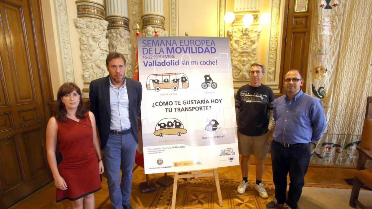 (I a D) María Sánchez, de Valladolid Toma la Palabra; el alcalde de Valladolid, Óscar Puente; Demetrio Saster; el concejal de Seguridad y Movilidad, Luis Vélez, presentan en rueda de prensa los actos previstos con motivo de la celebración de la Semana de-Ical