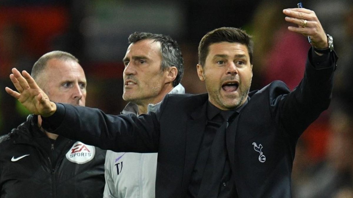 Pochettino, técninco del Tottenham.-OLI SCARFF