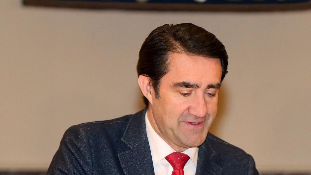 El consejero de Fomento y Medio Ambiente, Juan Carlos Suárez-Quiñones.-RUBÉN CACHO/ ICAL