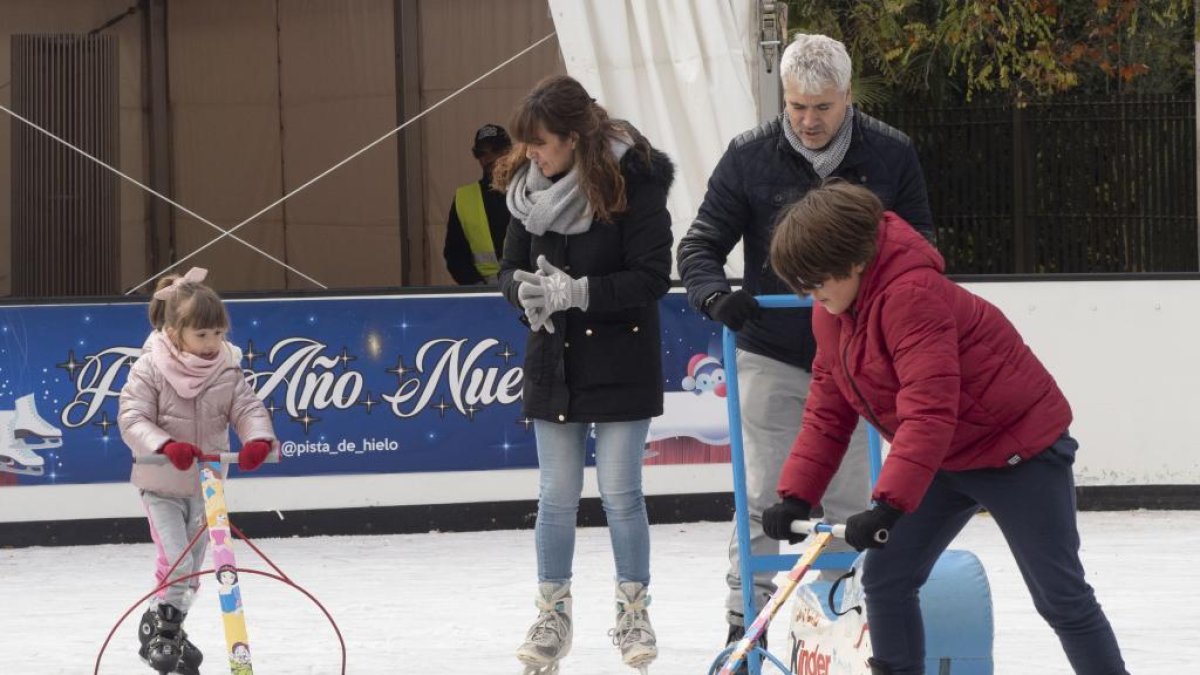 Pista de hielo en Paseo Central de Campo Grande. PHOTOGENIC