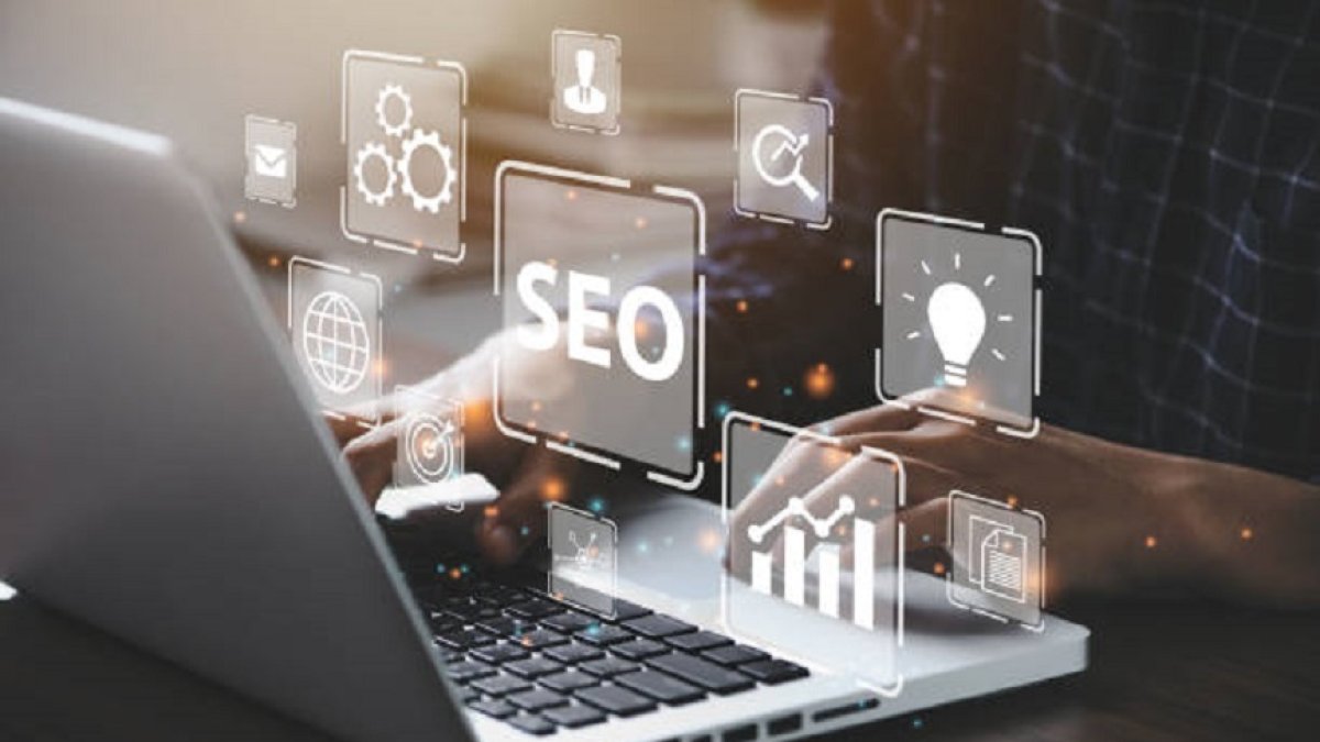 Businessman using a computer for analysis  SEO Search Engine Optimization Marketing Ranking Traffic Website Internet Business Technology Concept.