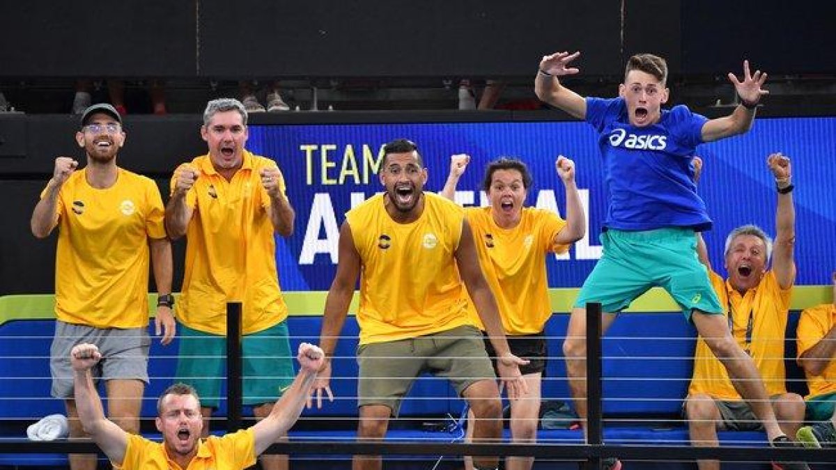 El banquillo de Australia celebra la clasificación.-EPA / AAP