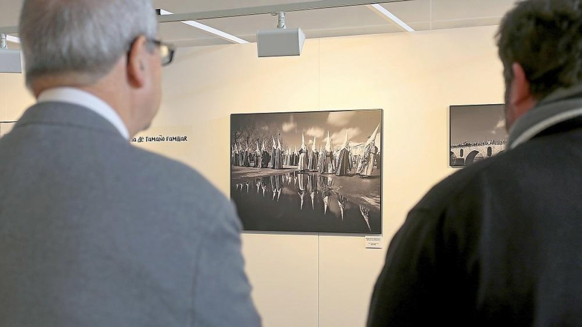 Exposición de fotografía sobre la Semana Santa de Castilla y León.-ICAL