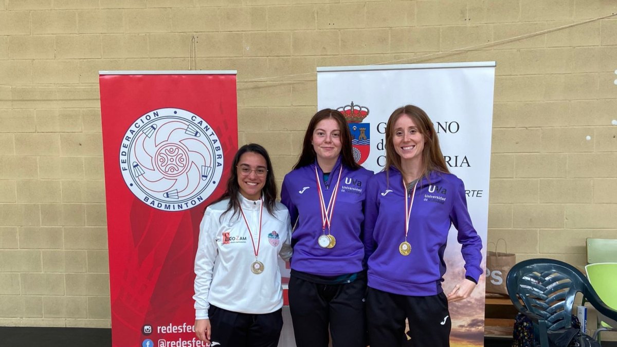 Componentes del equipo femenino de la UVa.